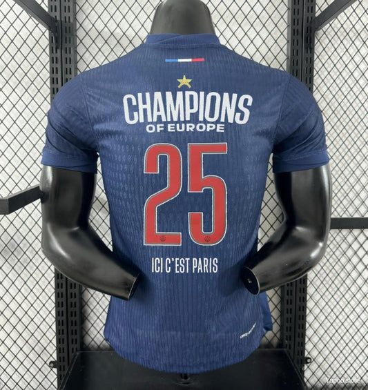 Camisola FC Paris Saint-Germain 2024-25 Principal Final UCL Versão Jogador-Campeão