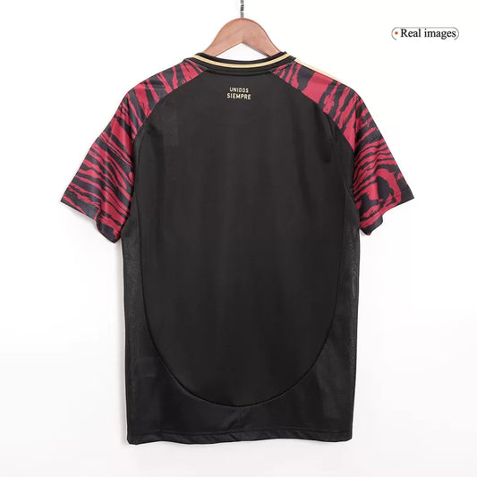 Camisola Peru 2024 Alternativa Preta Versão Adepto