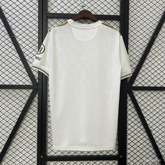 Camisola FC Bayern Munique 2025-26 Edição 125º Aniversario Versão Adepto