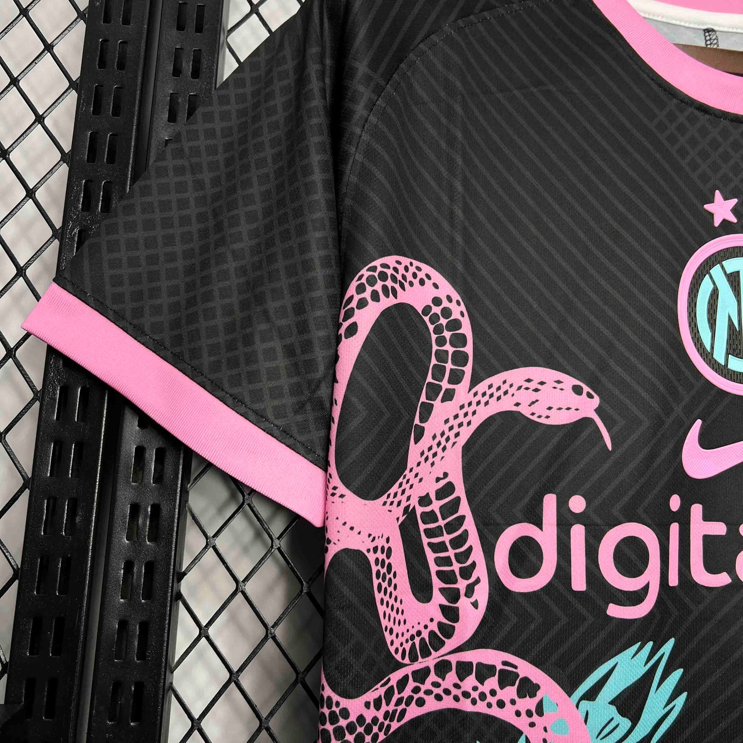 Camisola Inter Milão 2024-25 Edição Especial Versão Adepto