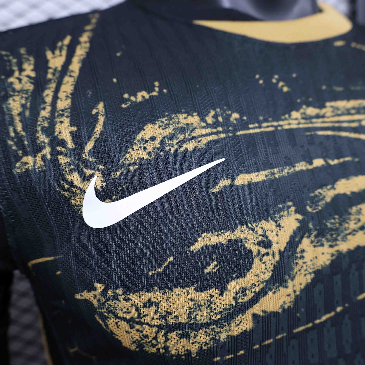 Camisola SCP 2024-25 Edição Especial CR7 Preta Versão Jogador