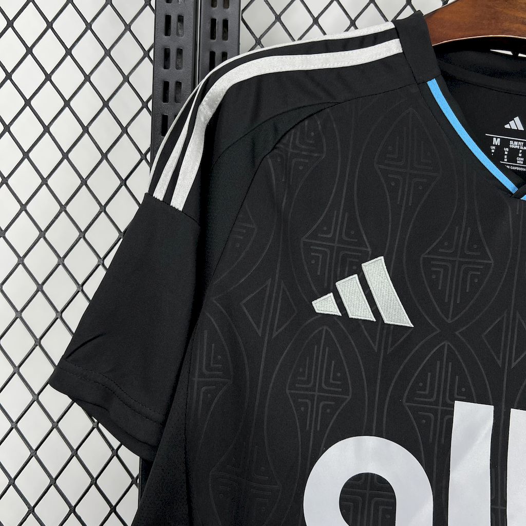 Camisola Charlotte FC 2025-26 Alternativa Preta Versão Adepto