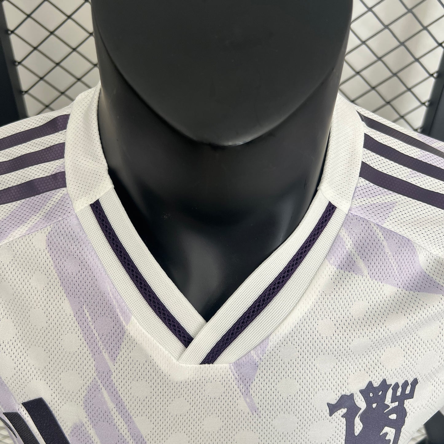 Camisola M-United 2025-26 Alternativa Branca Versão Jogador