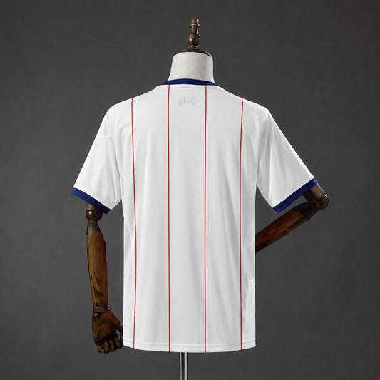 Camisola CHE 2026-27 Alternativa Branca Lisa Versão Adepto