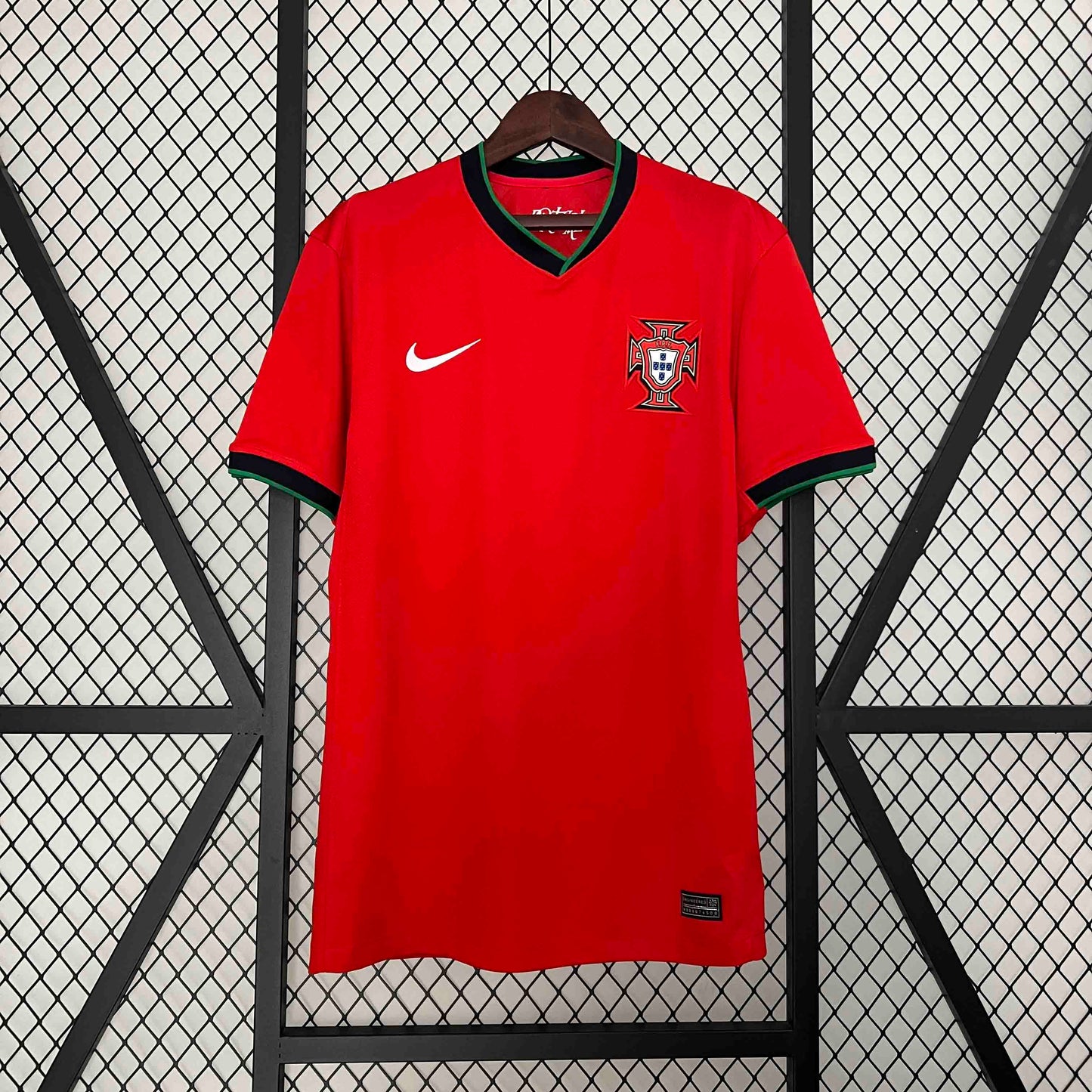 Camisola Portugal 2024 Principal