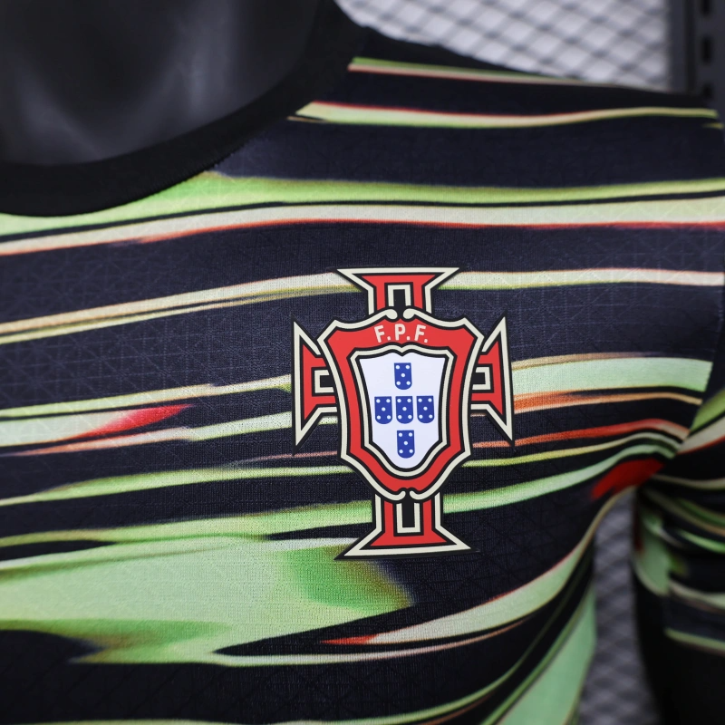Camisola Portugal 2025 Pre-Match Versão Jogador