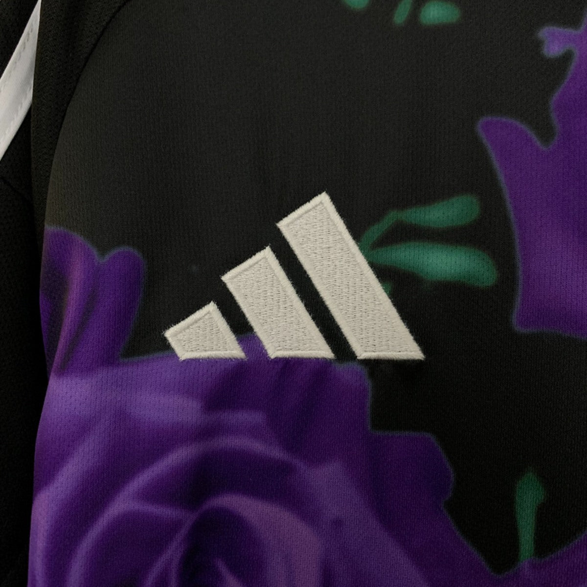 Camisola Real Madrid 2025-26 Edição Especial Versão Adepto