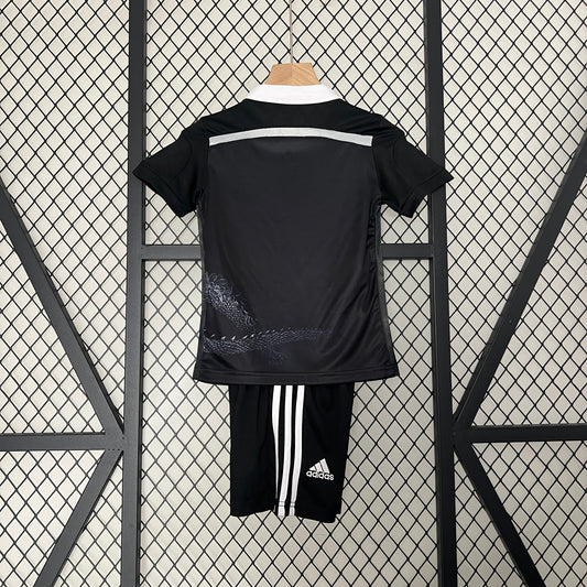 Kit Criança Real Madrid CF 2014-15 Alternativo