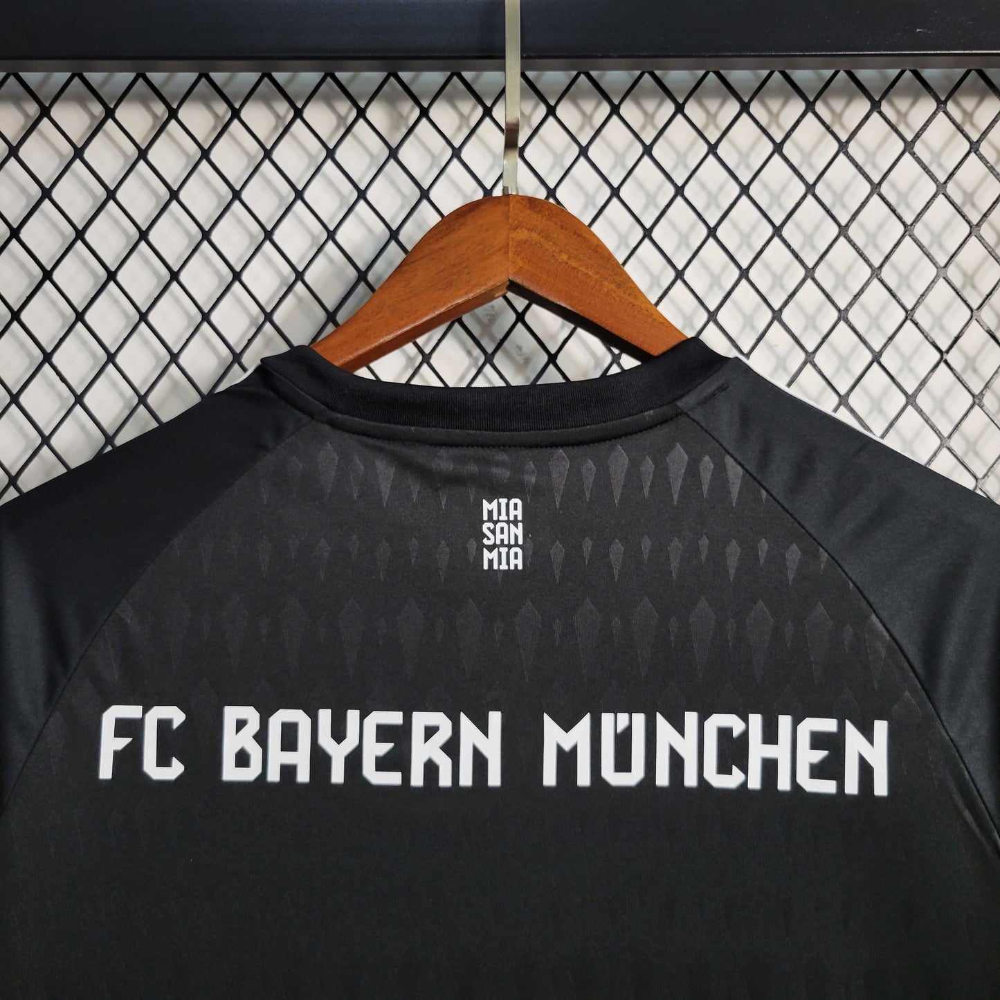 Camisola FC Bayern Munique 2023-24 Guarda-Redes