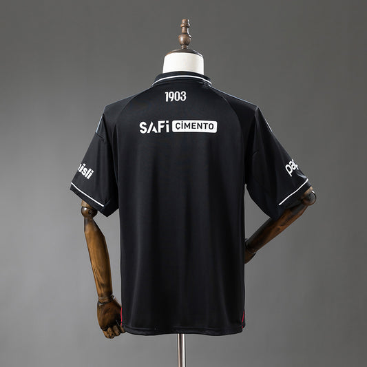 Camisola Besiktas JK 2025-26 Alternativa Preta Versão Adepto