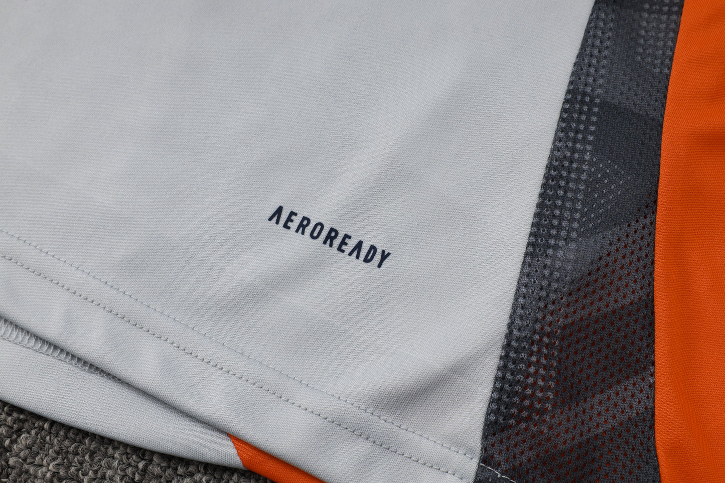 Kit Treino Manga Cava S.L.B 2025-26