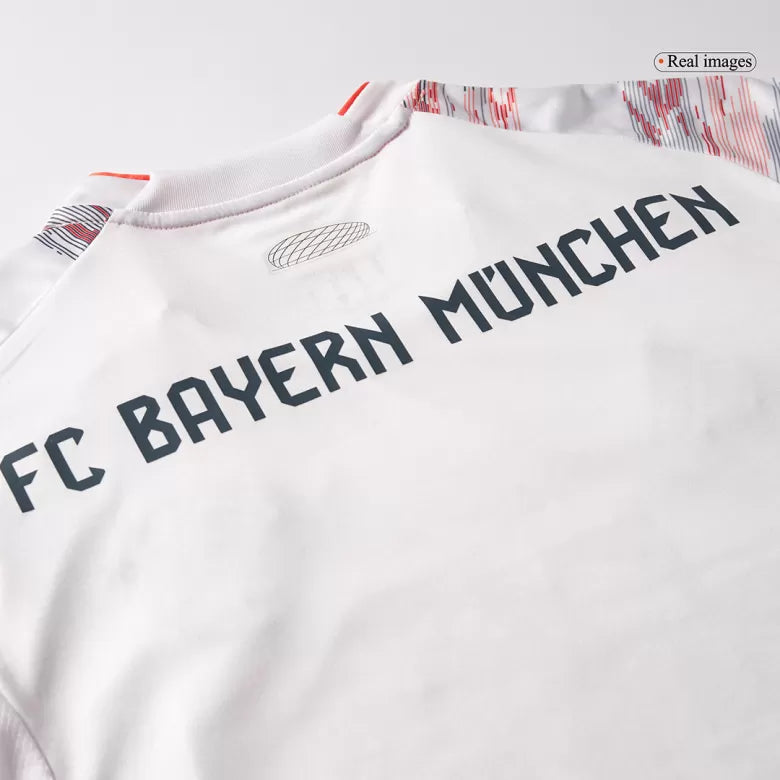 Camisola FC Bayern Munique 2025-26 Alternativa Creme Versão Mulher