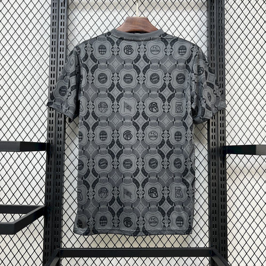 Camisola FC Bayern Munique 2025-26 Edição Especial Versão Adepto