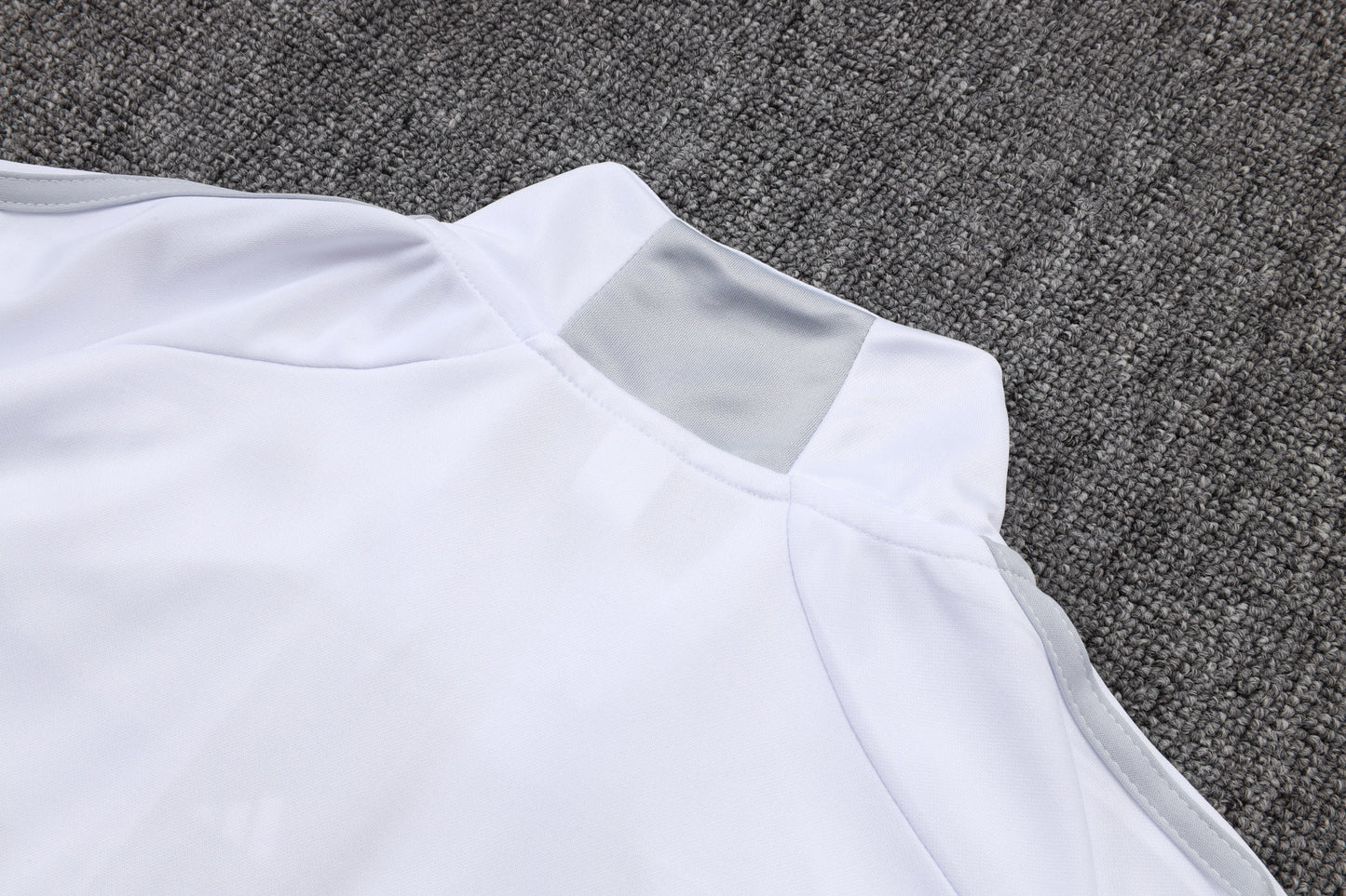 Fato de Treino Real Madrid CF 2025-26 - Camisola com Fecho