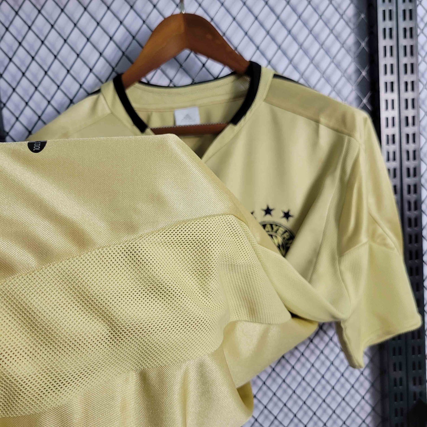 Camisola FC Bayern Munique 2004-05 Alternativa