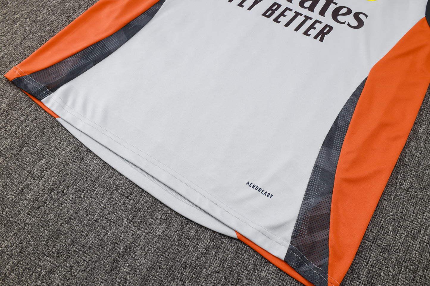 Kit Treino Manga Cava S.L.B 2025-26