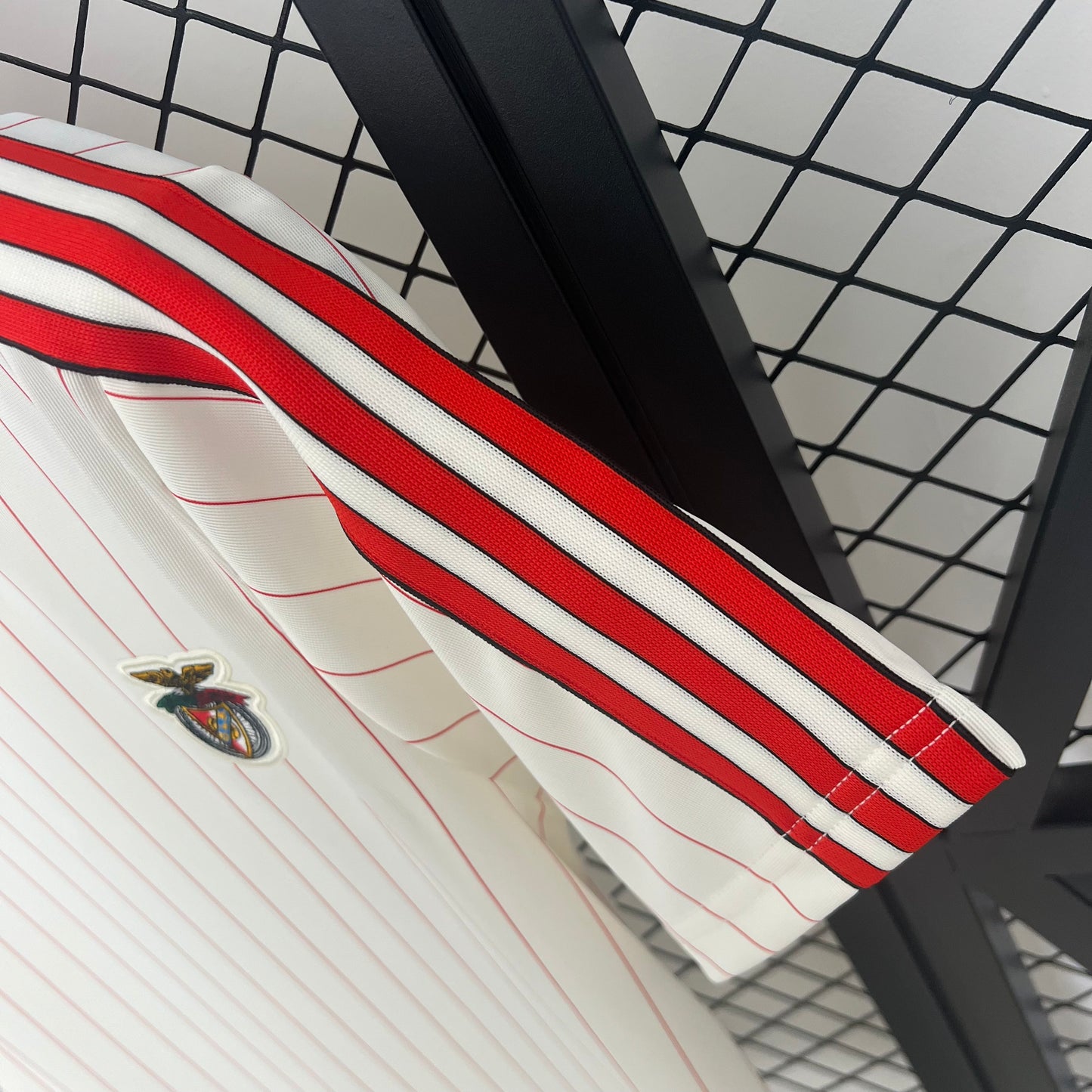 Camisola SLB 2025-26 Icon Range Travel