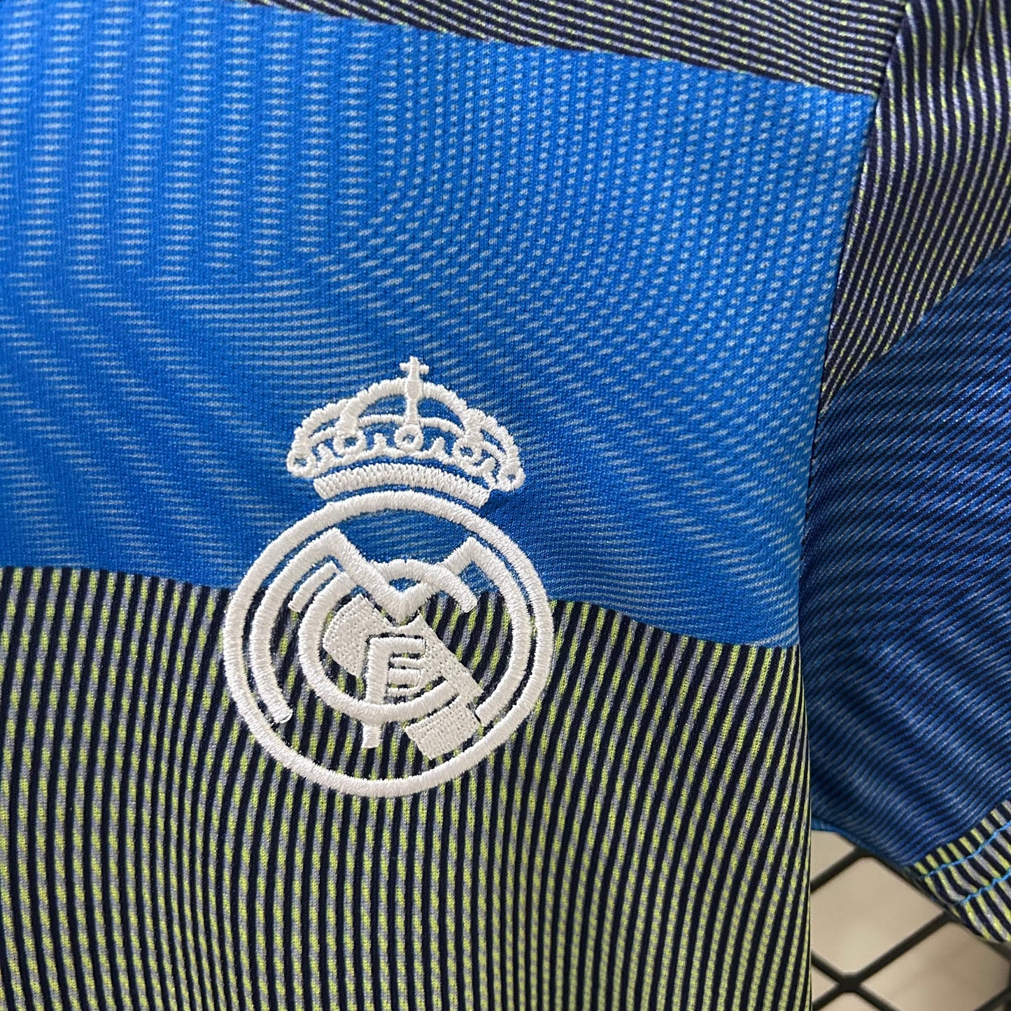 Kit Criança Real Madrid CF 2025-26 Edição Especial