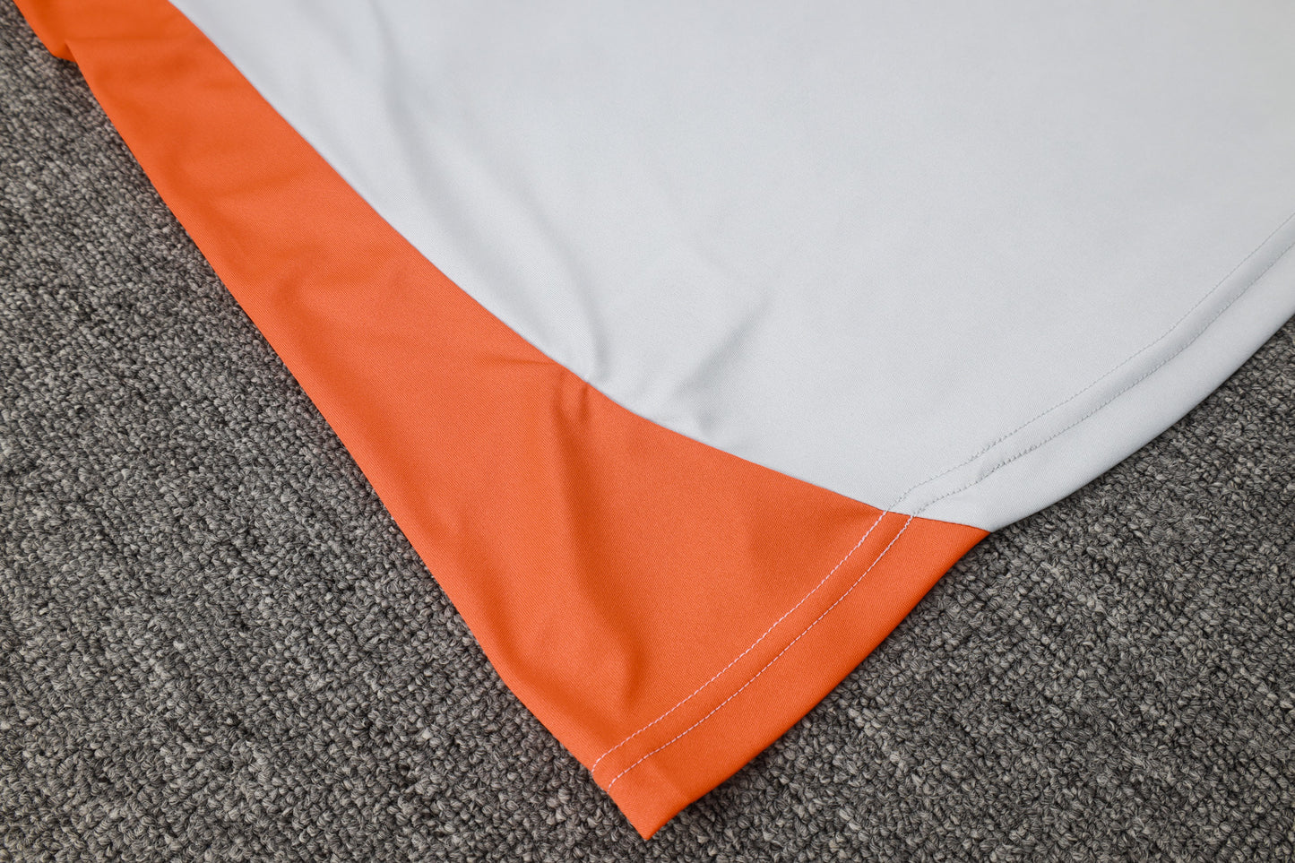 Kit Treino Manga Cava S.L.B 2025-26