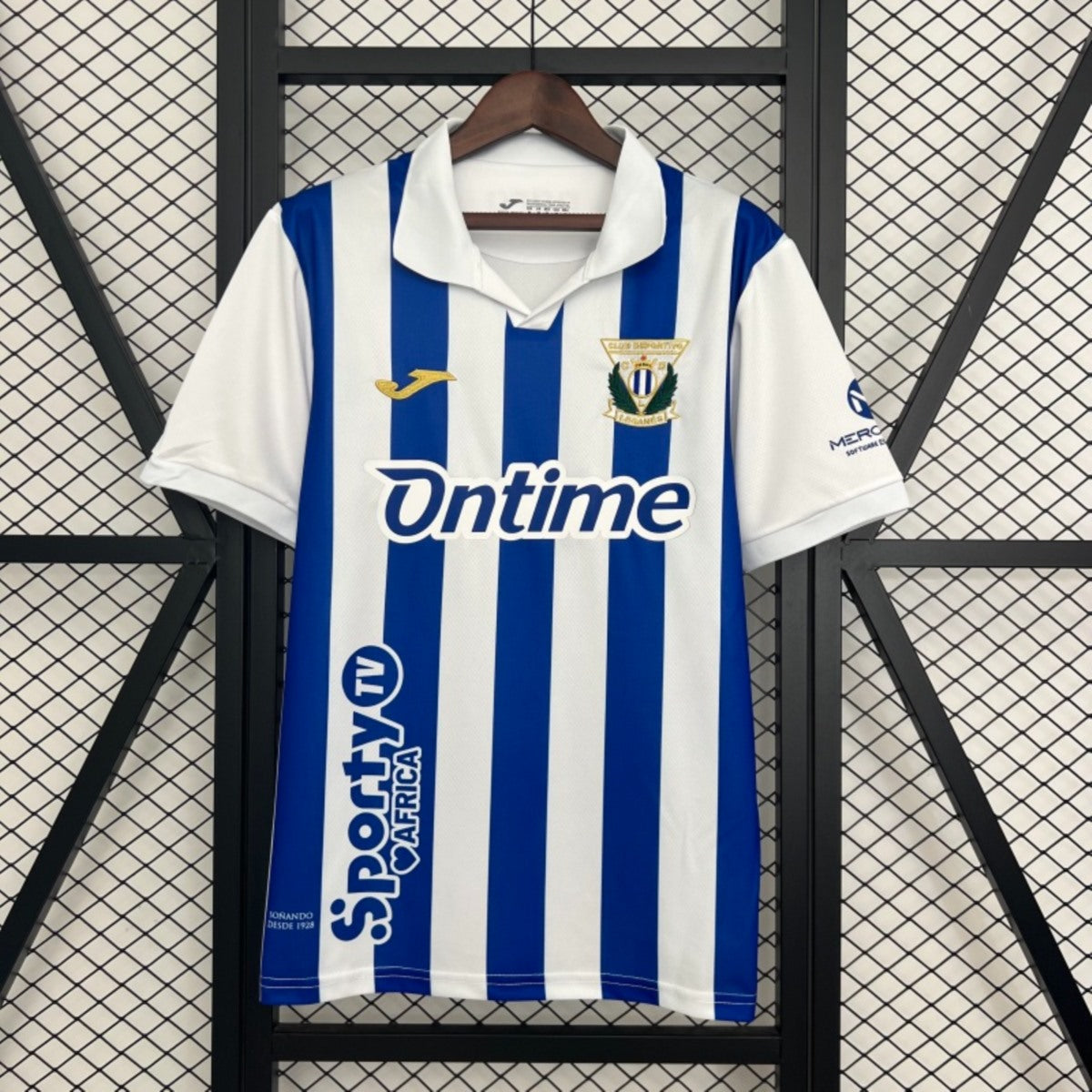 Camisola CD Leganes 2024-24 Alternativa Preta Versão Adepto