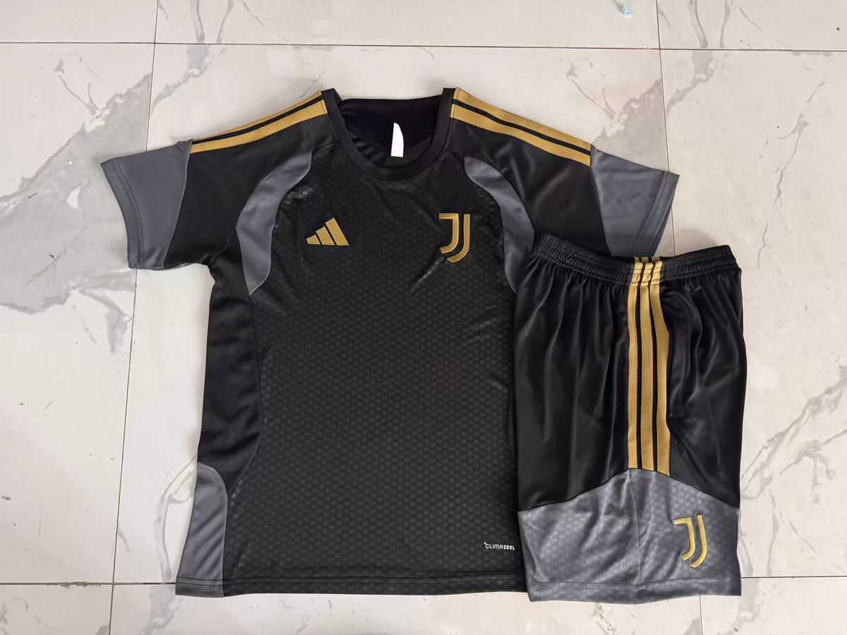 Kit Treino Camisola Juventus FC 2026-27