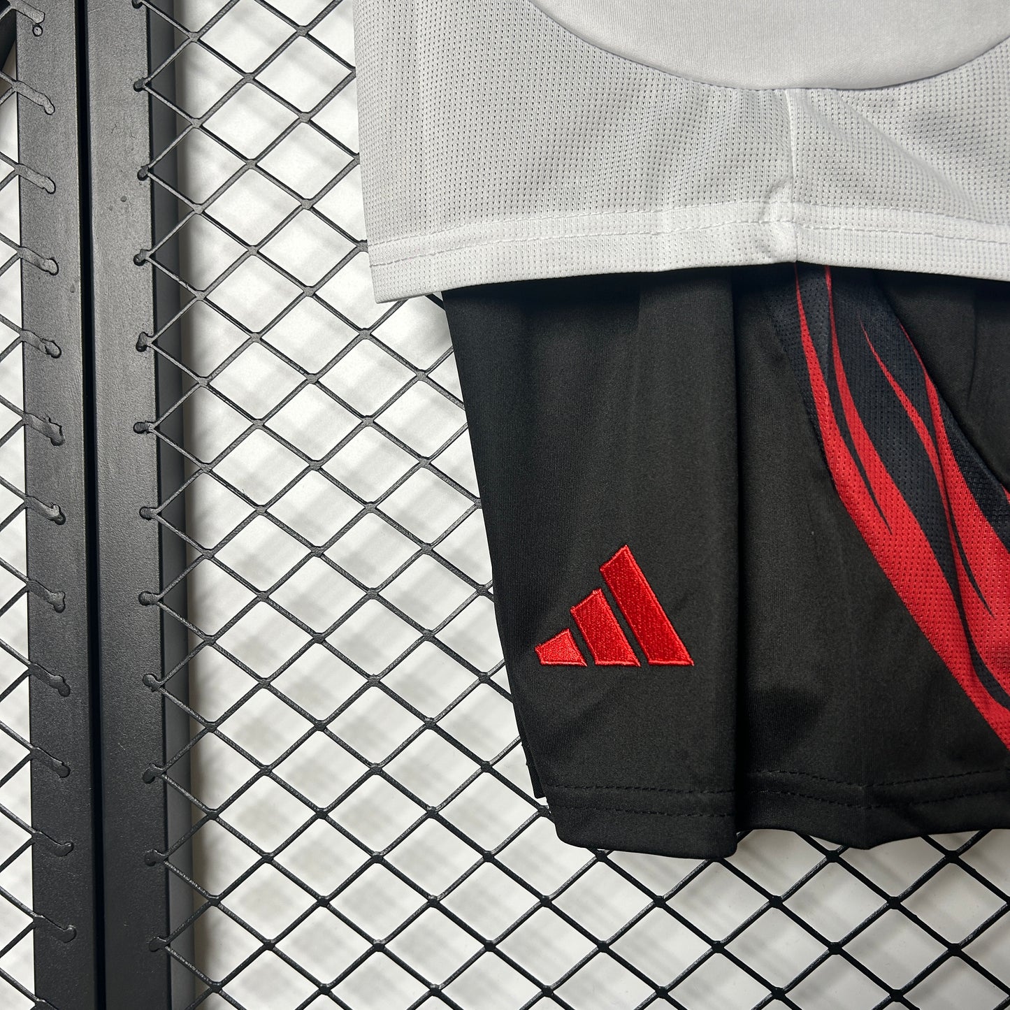 Kit Criança CR Flamengo 2025-26 Alternativo