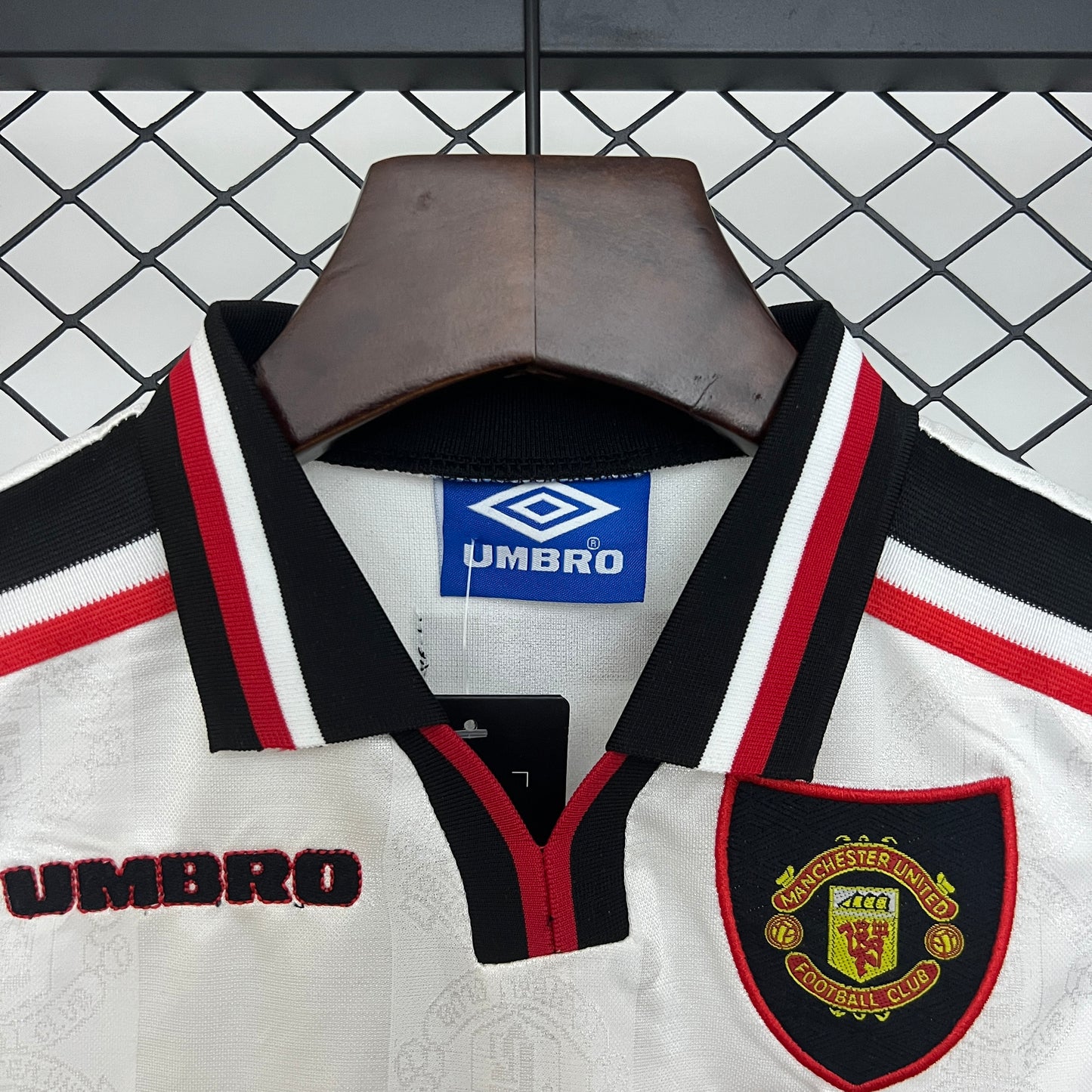Kit Criança M-United 1997-98 Alternativo
