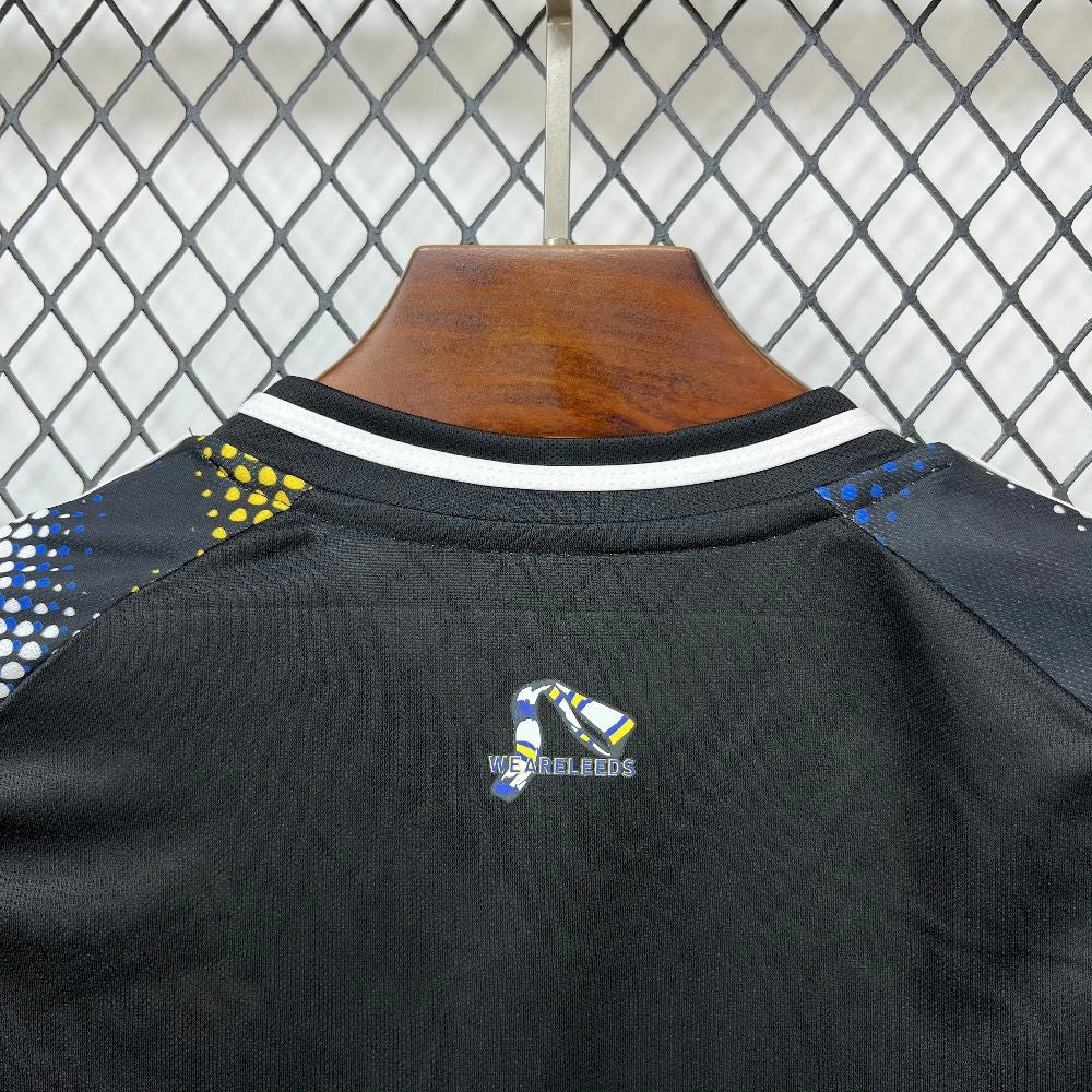 Camisola Leeds-U 2025-26 Alternativa Azul Escura Versão Adepto