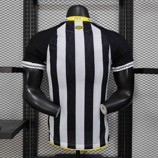 Camisola Santos FC 2025-26 Alternativa Preta/Branca Versão Jogador