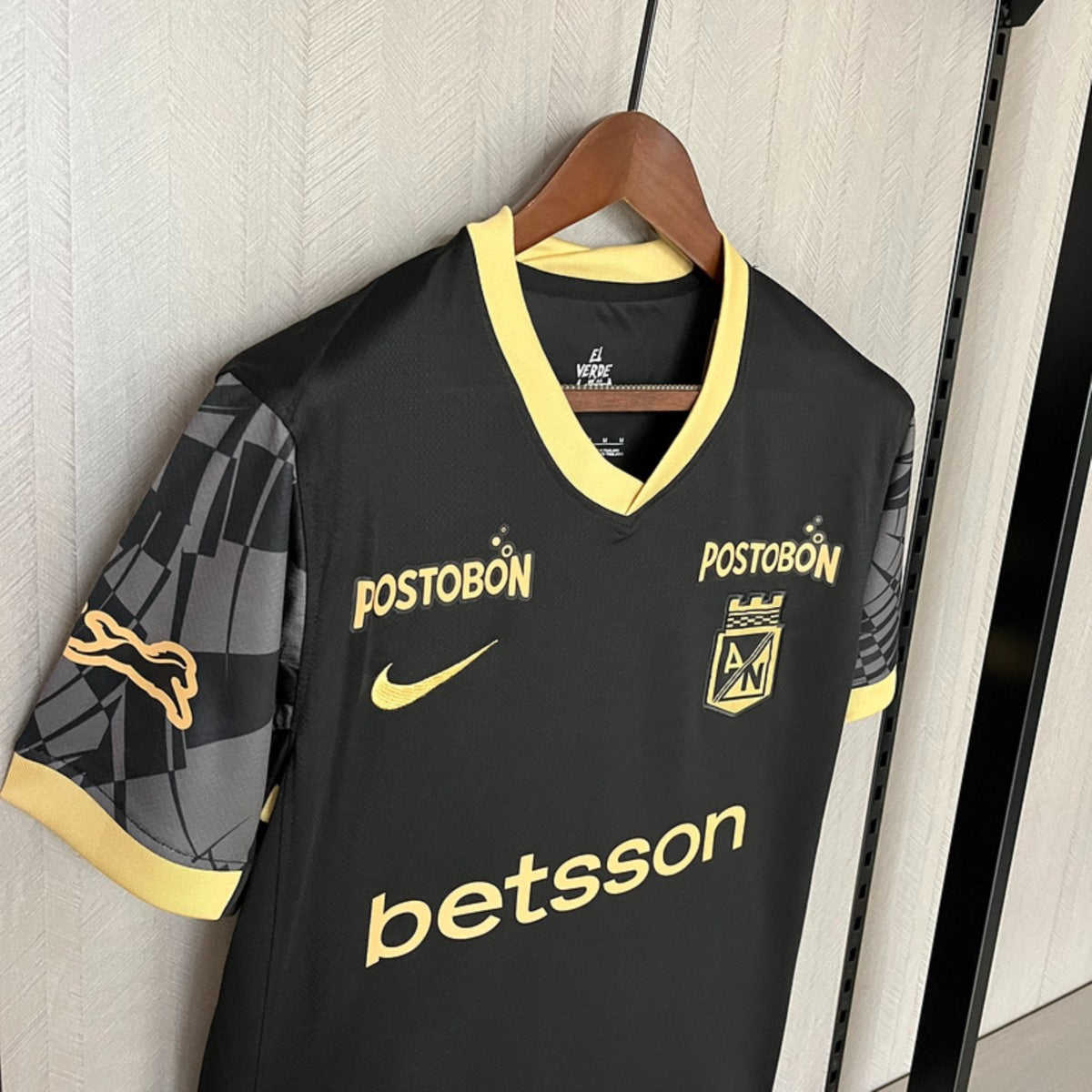 Camisola Atletico Nacional 2025-26 Alternativa Preta Versão Adepto