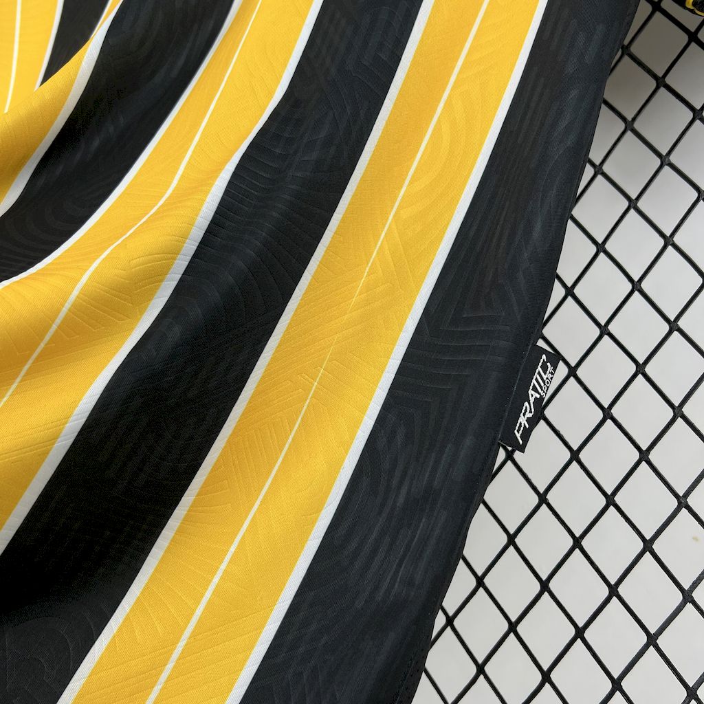 Camisola Volta Redonda 2025-26 Principal Lisa Versão Adepto