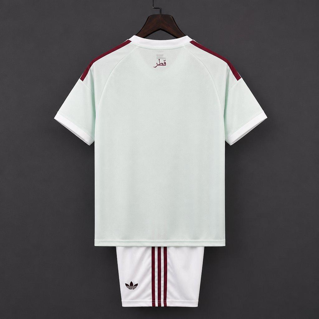 Kit Criança Qatar 2026 Alternativo Branco