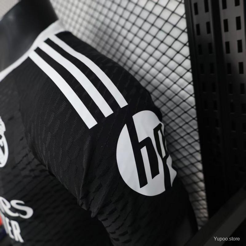 Camisola Real Madrid CF 2025-26 Guarda-Redes Versão Jogador