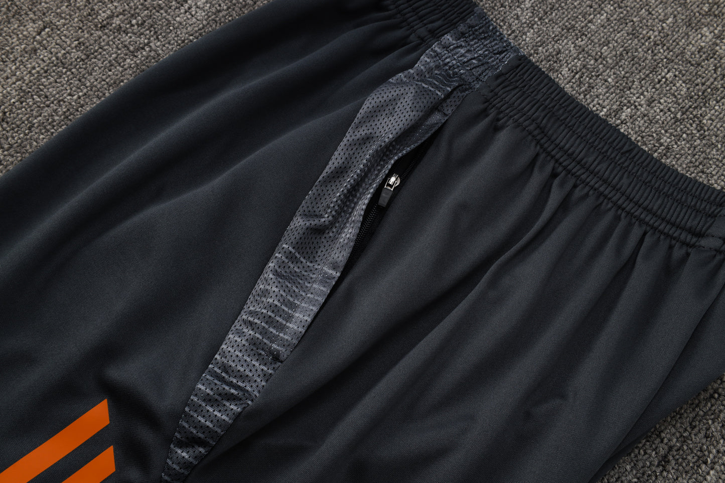 Kit Treino Manga Cava S.L.B 2025-26