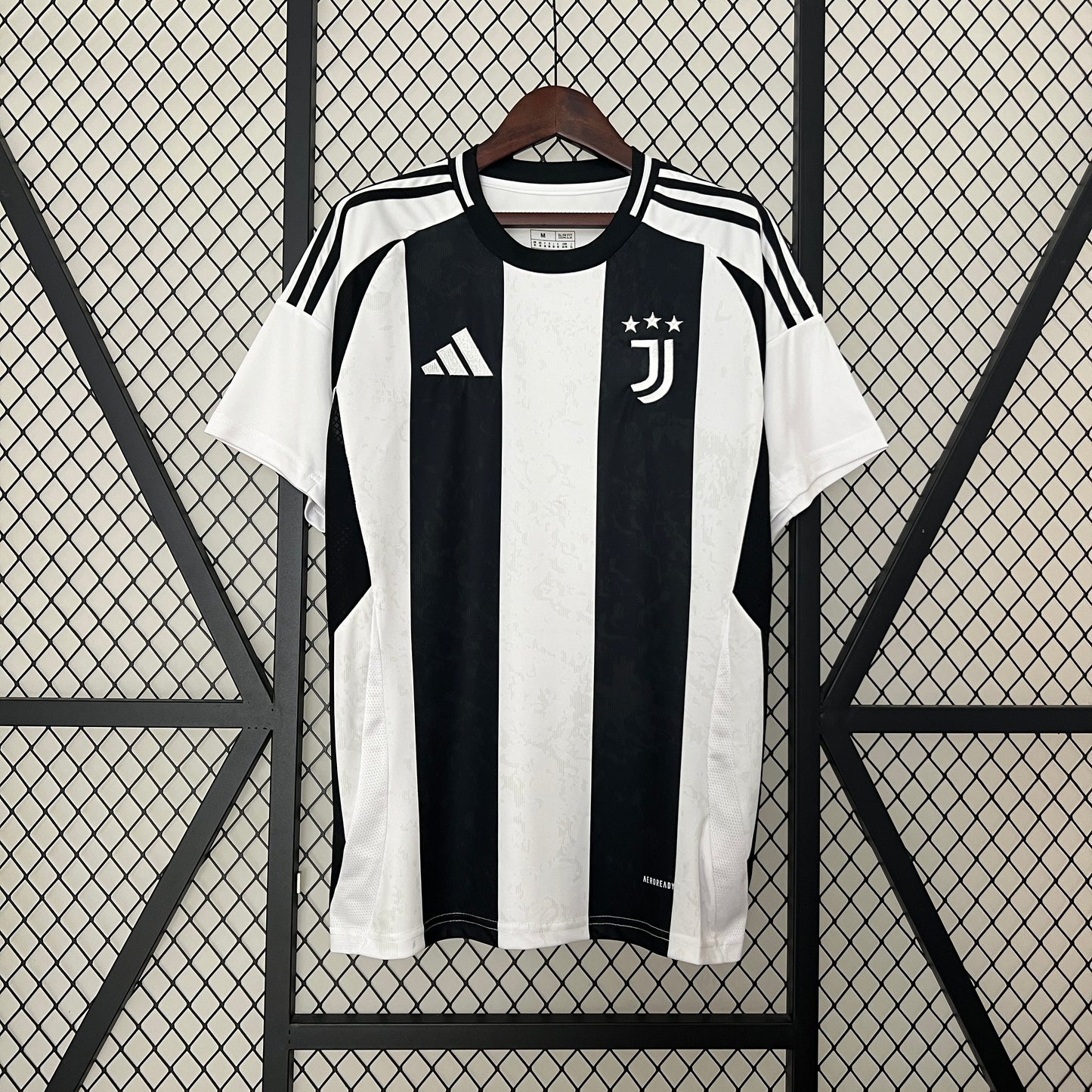 Camisola Juventus FC 2024-25 Principal Versão Adepto