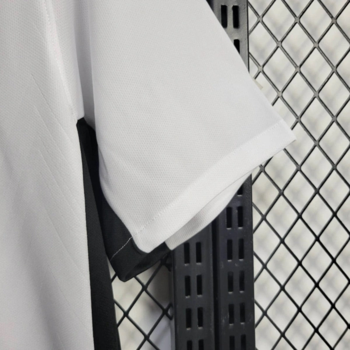 Camisola Uruguai 2025 Alternativa Branca Versão Adepto