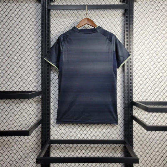 Camisola Real Madrid CF 2025-26 Alternativa Azul Esucura Versão Mulher