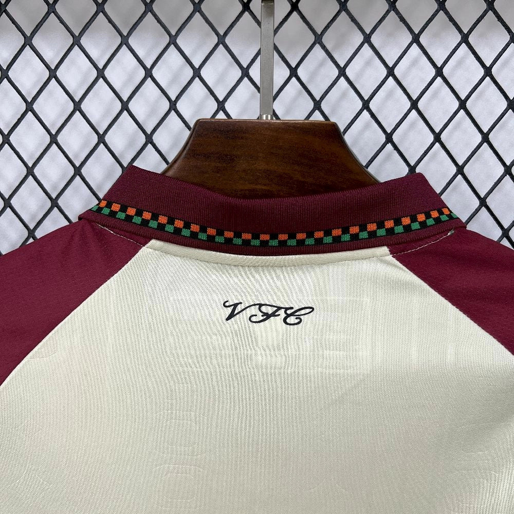 Camisola Venezia FC 2025-26 Alternativa Creme Versão Adepto