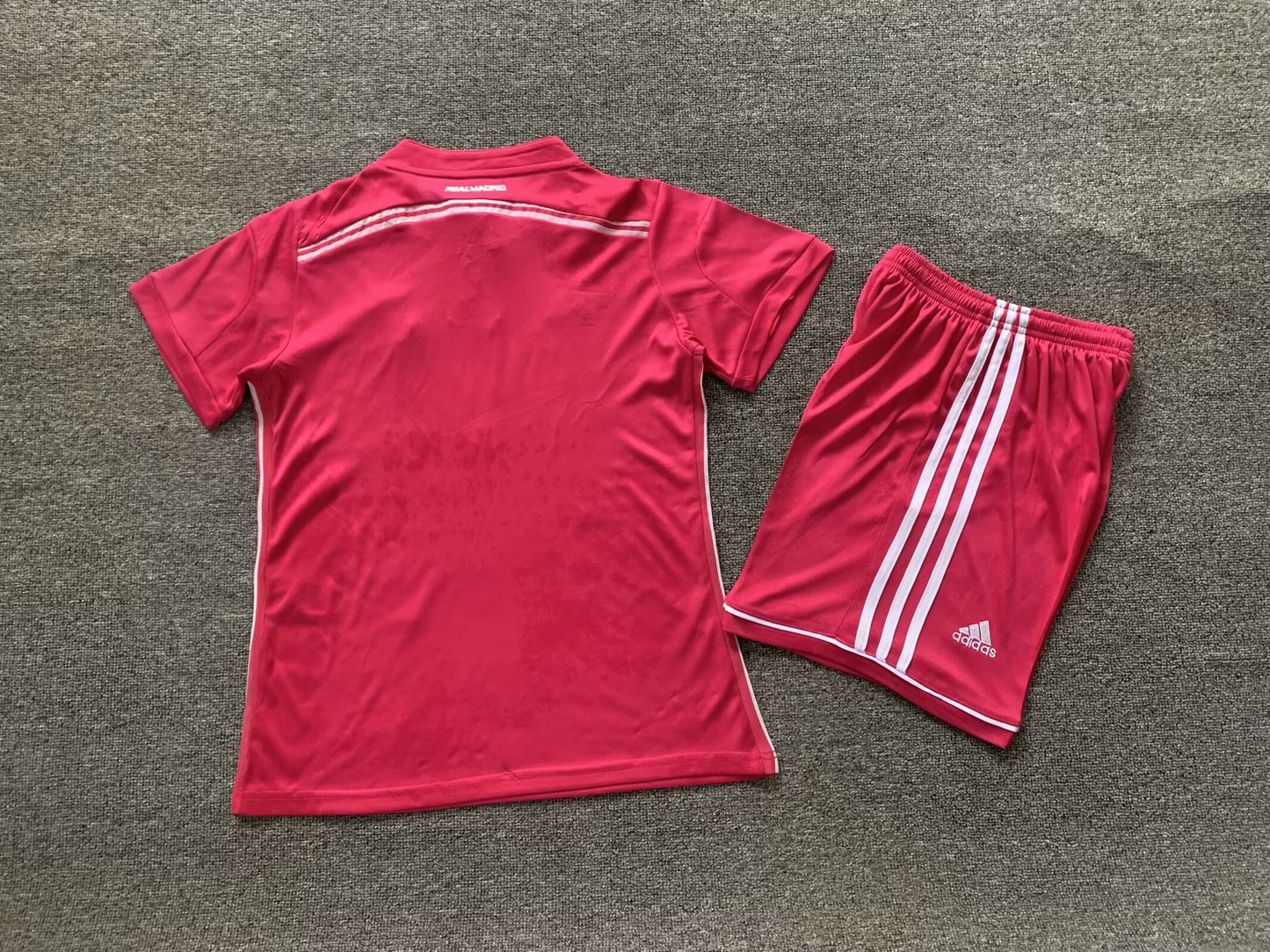 Kit Criança Real Madrid 2014-15 Alternativo