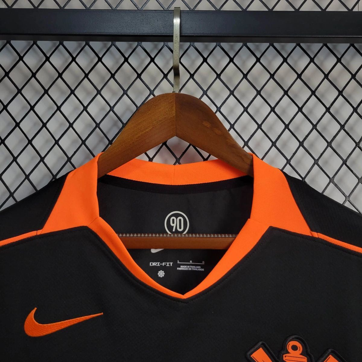 Camisola SC Corinthians 2025-26 Alternativa Preta/Laranja Versão Adepto