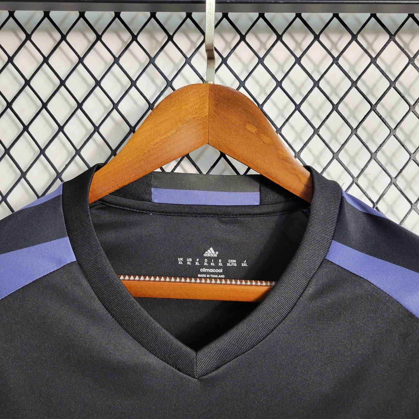 Camisola Real Madrid 2015-16 Alternativa