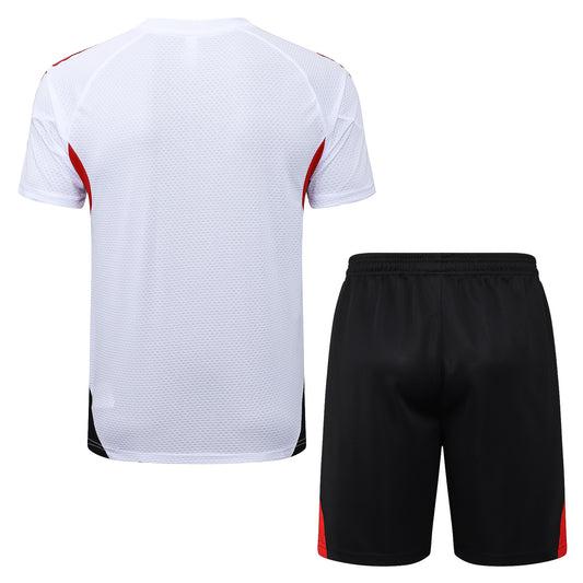 Kit Treino Camisola FC Bayern Munique 2025-26