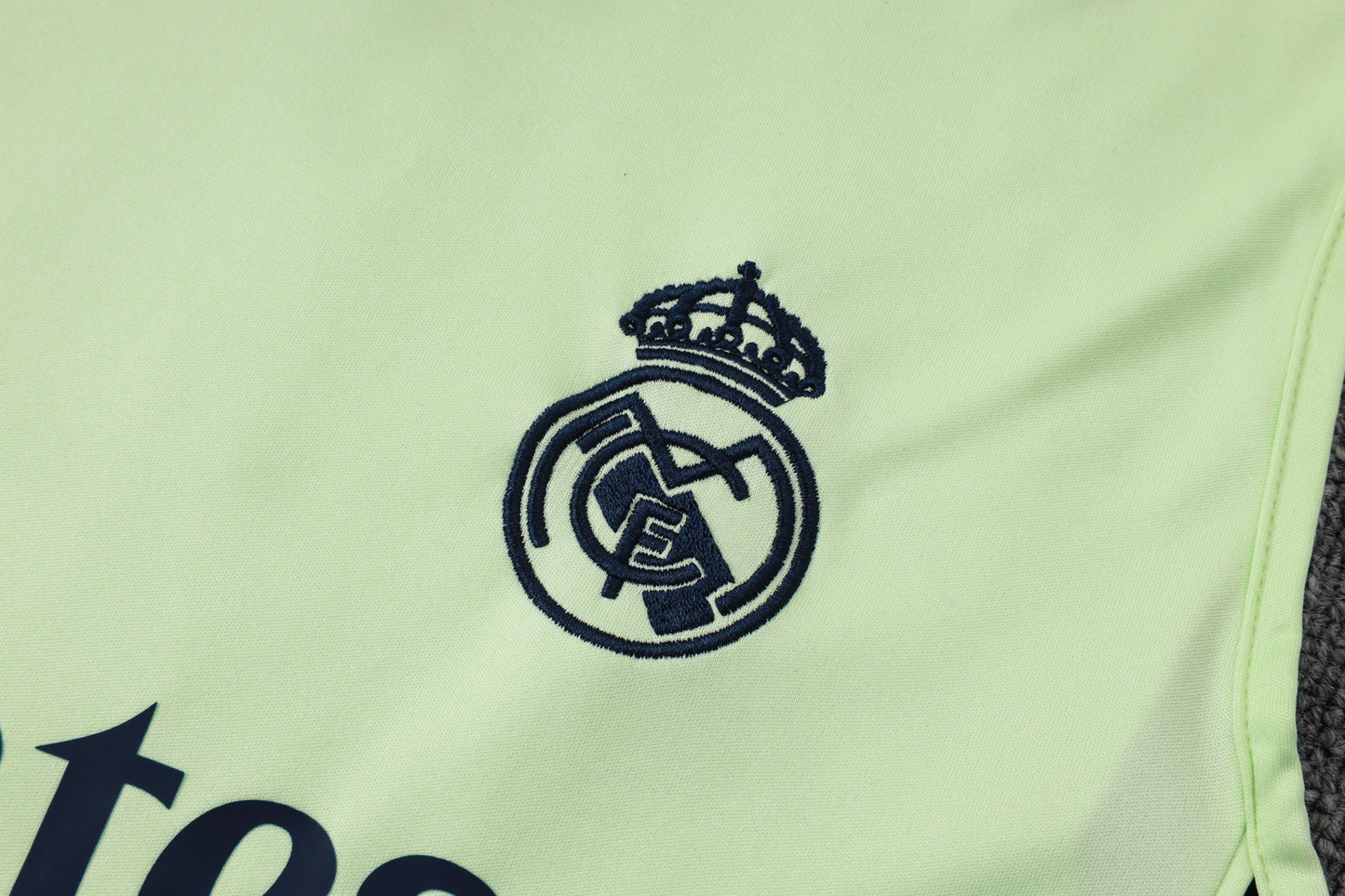 Kit Treino Manga Cava Real Madrid CF 2025-26