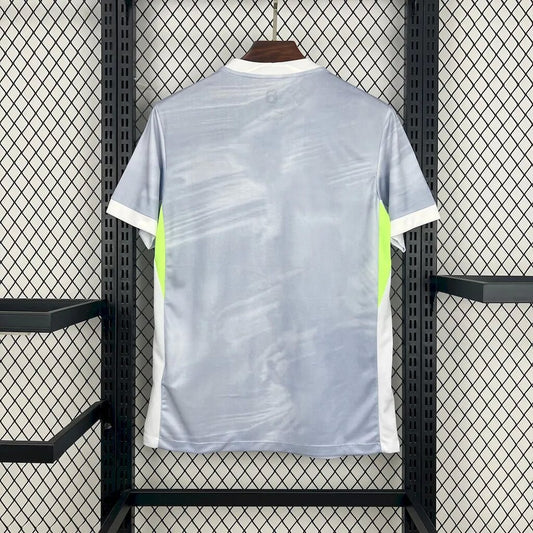 Camisola VfL Wolfsburg 2025-26 Alternativa Cinzenta Versão Adepto