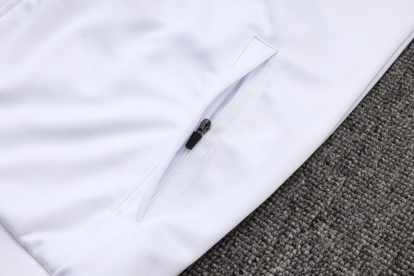 Fato de Treino CHE 2025-26 - Casaco sem Capuz