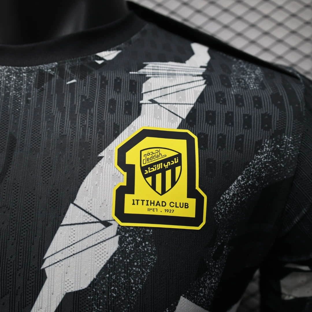 Camisola Al-Ittihad Club 2025-26 Pre-Match Versão Jogador