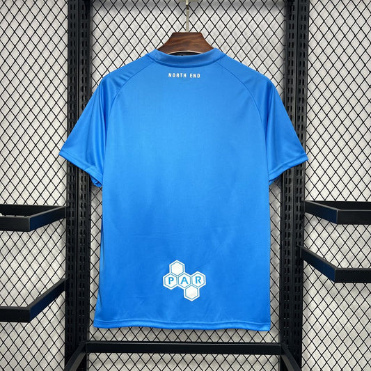 Camisola PNE 2024-25 Alternativa Azul Versão Adepto