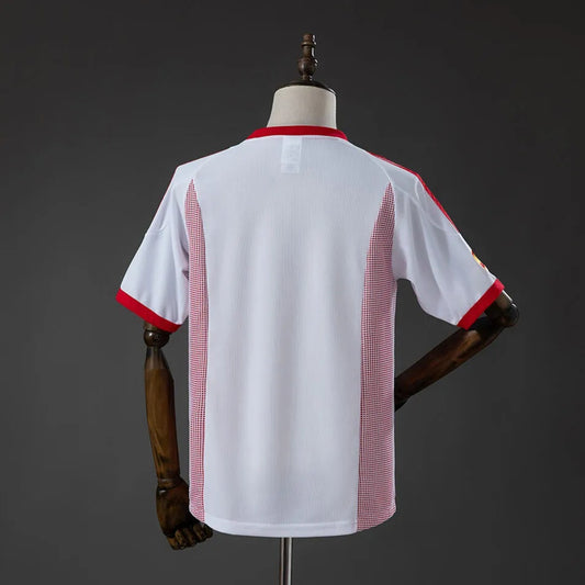 Camisola Espanha 2002 Alternativa Branca Versão Adepto
