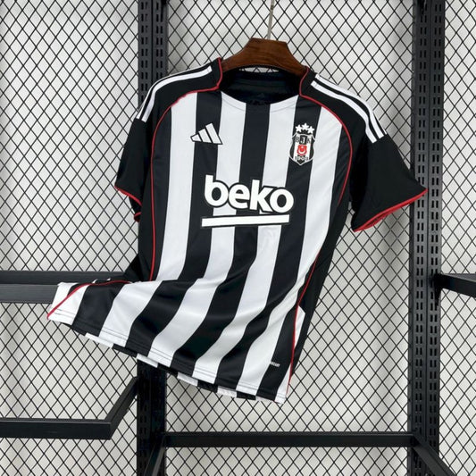 Camisola Besiktas JK 2025-26 Alternativa Preta Versão Adepto
