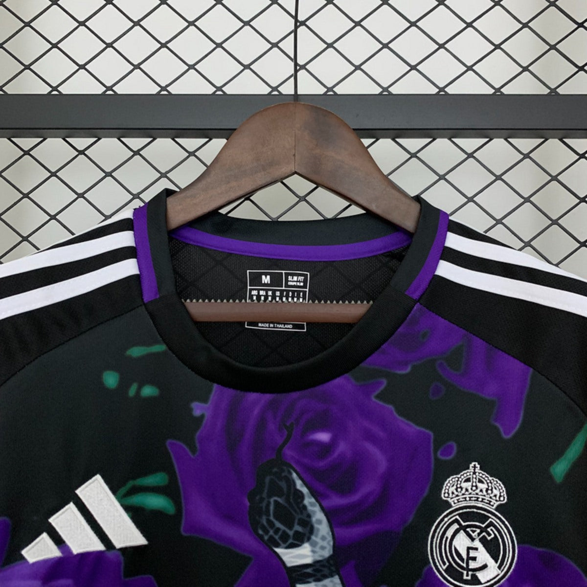 Camisola Real Madrid 2025-26 Edição Especial Versão Adepto